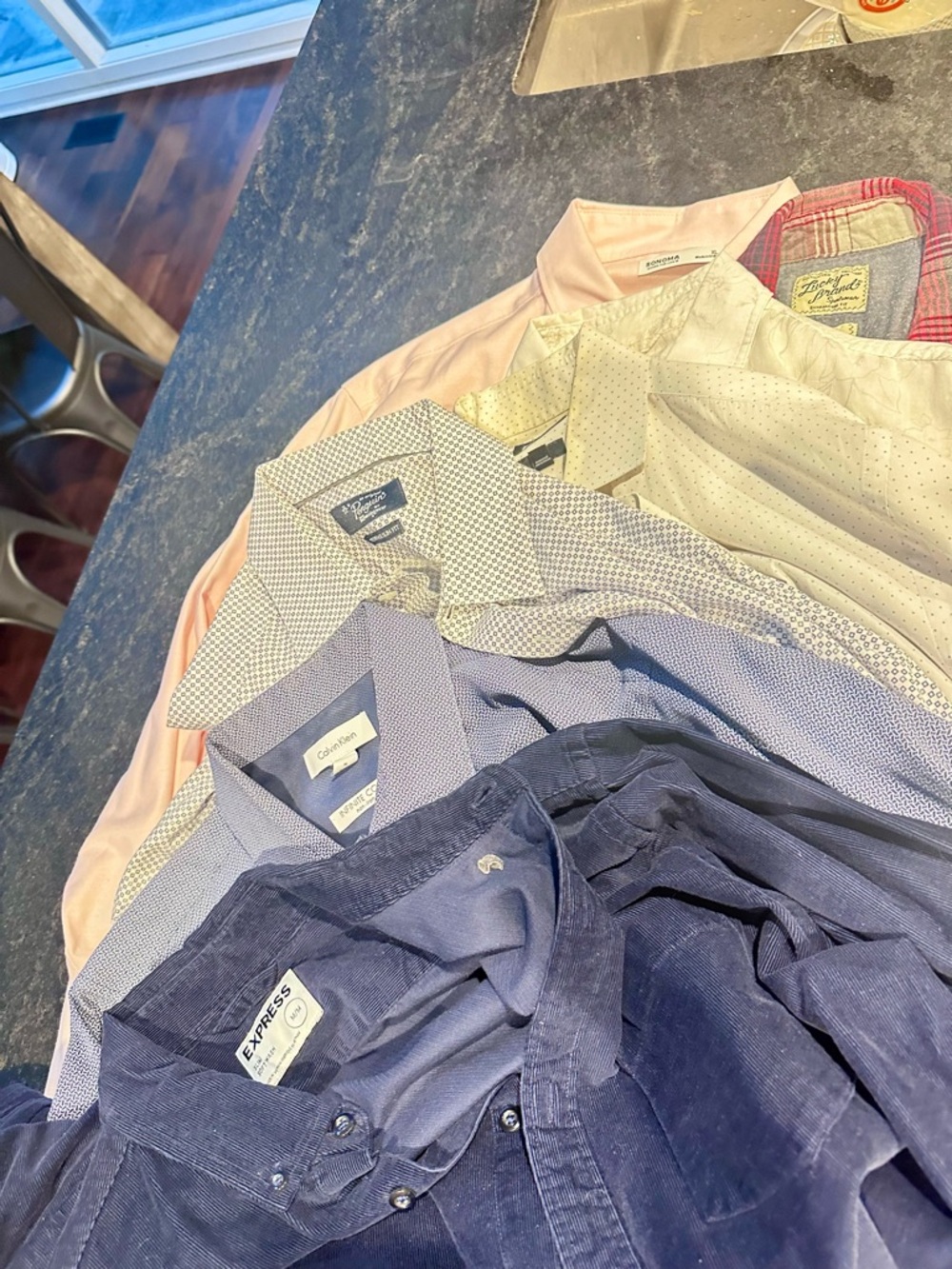 Set of 7 Men’s Dress Shirts. Calvin Klein, Express, Lucky and more.